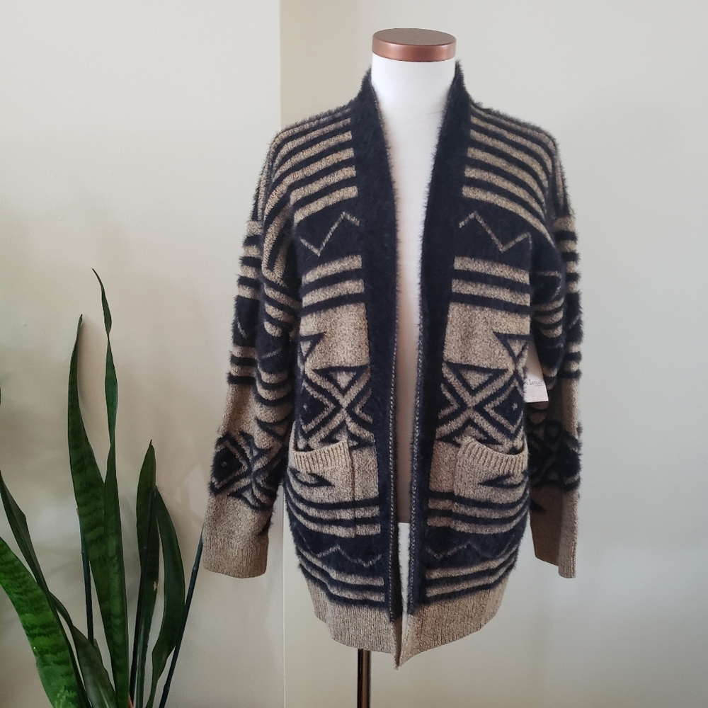 Fuzzy Knit  Aztec Print NWT Open Front Oversized Cardigan - S-M
